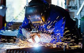 Yếu tố có hại trong môi trường lao động là các tác nhân gây hại cho sức khỏe người lao động.