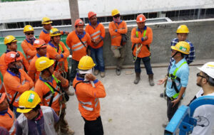 Thời gian huấn luyện an toàn vệ sinh lao động được quy định theo từng nhóm đối tượng.